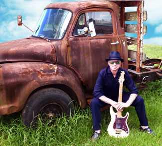 cairns musician